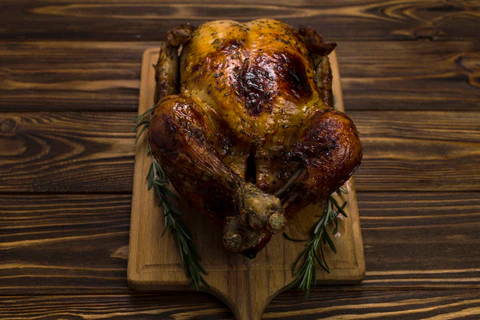 Poulet rôti au cbd : la révolution culinaire détente