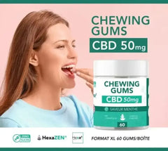 Femme qui mange chewing gum CBD